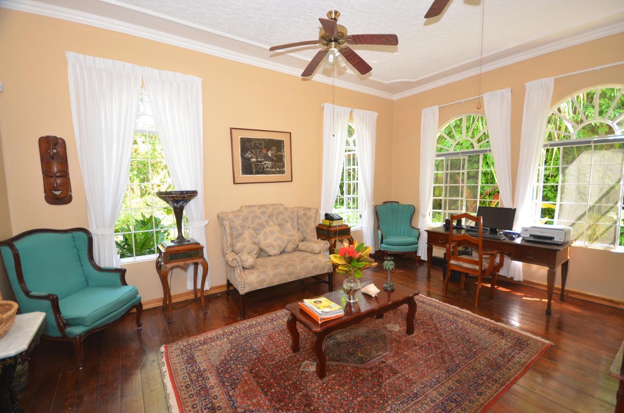 Summerhill Four Bedroom Villa Montego Bay Zewnętrze zdjęcie
